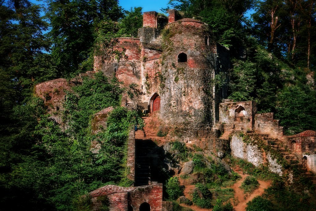 Rudkhan Castle
